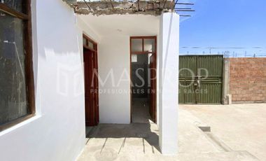 CASA EN VENTA EN ESQUINA – VILLA CAPLINA II ETAPA, TACNA 🏡