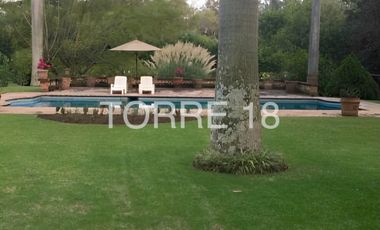 CASA DE CAMPO EN VENTA, TEPOZTLAN