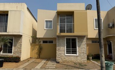 venta de casa en la arboletta