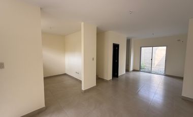 venta de casa en la arboletta