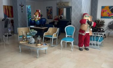 VENDO HERMOSA CASA DUPLEX EN BARRIO EL POBLADO CON PISCINA AREA  DE 526mts