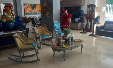 VENDO HERMOSA CASA DUPLEX EN BARRIO EL POBLADO CON PISCINA AREA  DE 526mts