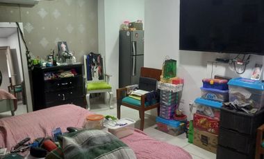 VENDO HERMOSA CASA DUPLEX EN BARRIO EL POBLADO CON PISCINA AREA  DE 526mts