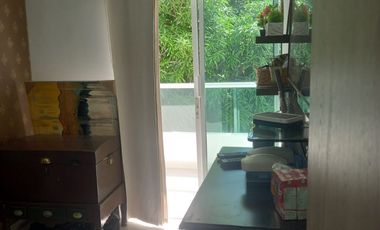 VENDO HERMOSA CASA DUPLEX EN BARRIO EL POBLADO CON PISCINA AREA  DE 526mts