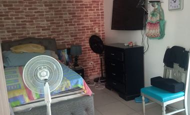 VENDO HERMOSA CASA DUPLEX EN BARRIO EL POBLADO CON PISCINA AREA  DE 526mts