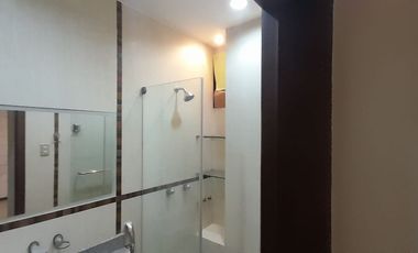Departamento Amoblado en Alquiler en Kennedy Norte, Planta Baja, 1 Habitación, 2 Baños, Garaje, Seguridad, Norte de Guayaquil.