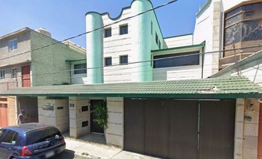 VENTA DE CASA EN CALLE OCOTEPEC SAN JERONIMO ACULCO CIUDAD DE MÉXICO