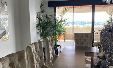 Se vende departamento de 4 dormitorios en Lomas de Urdesa