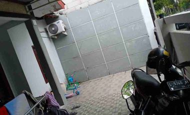 Dijual rumah di taman Siwalan gresik lokasi strategis