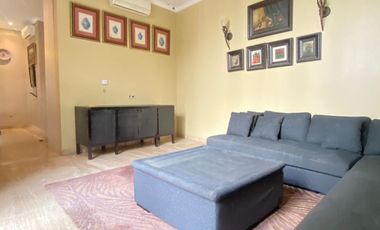Disewa Rumah Cantik dengan Interior Furnish Yg Mewah di Dalam Townhouse, Lokasi Tenang dan Dekat ke Sekolah International, Kemang