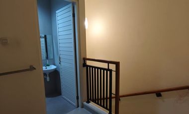 Dijual Rumah Golden Berry Regency Full Renov dan Siap Huni