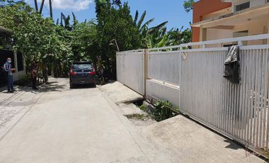 LELANG Rumah di Rumah Driyorejo kota baru Gresik jln.Batu Shafir putih Blok JH no.24