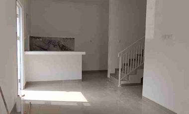 Rumah cluster type 2 lantai dinding bata merah dekat LRT Jatibening