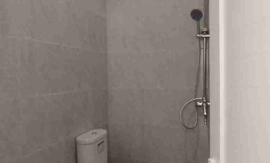 Rumah cluster type 2 lantai dinding bata merah dekat LRT Jatibening