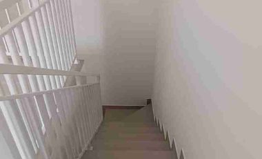 Rumah cluster type 2 lantai dinding bata merah dekat LRT Jatibening