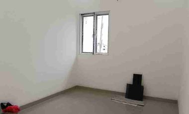 Rumah cluster type 2 lantai dinding bata merah dekat LRT Jatibening