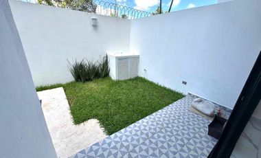 EN VENTA CASA CON ALBERCA- ARBOLADA BY CUMBRES CANCÚN