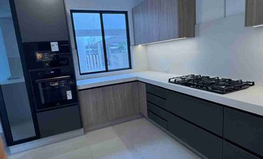 CASA DE ALQUILER EN URB. PUERTO AZUL