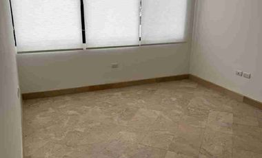 CASA DE ALQUILER EN URB. PUERTO AZUL