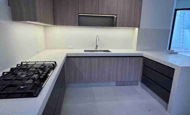 CASA DE ALQUILER EN URB. PUERTO AZUL