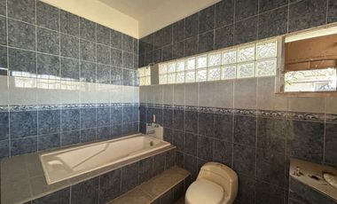CASA EN VENTA LOMAS EL REY