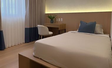 1 Bedroom Condo w Balcony at Park Mckinley West