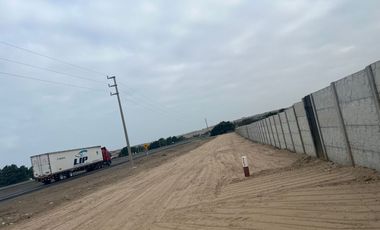 TERRENO EN VENTA A LA ALTURA DE PLAYA PARAÍSO 418M²