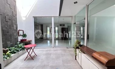 Rumah Cozy Disewakan di Lokasi Favourite Raffles Hills Cibubur