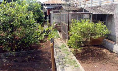 DIJUAL RUMAH DESAIN VILLA 
BUAT INVESTASI PENSIUNAN PASTI NYAMAN