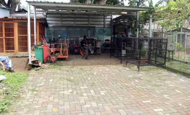 DIJUAL RUMAH DESAIN VILLA 
BUAT INVESTASI PENSIUNAN PASTI NYAMAN