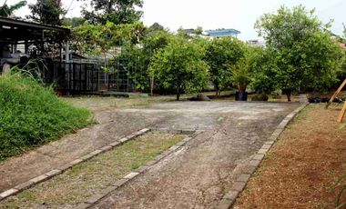 DIJUAL RUMAH DESAIN VILLA 
BUAT INVESTASI PENSIUNAN PASTI NYAMAN