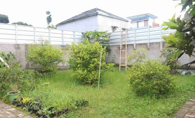 DIJUAL RUMAH DESAIN VILLA 
BUAT INVESTASI PENSIUNAN PASTI NYAMAN