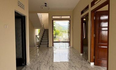 V1 Villa Baru Ada Private Pool dan Rooftop di Abdul Gani Atas Batu