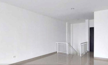 Ruko JBD 3lt luas 68m JGC Jakarta Garden City Cakung