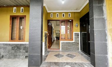 RUMAH 2 LANTAI MURAH DI SLEMAN DEKAT SCH