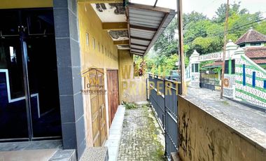 RUMAH 2 LANTAI MURAH DI SLEMAN DEKAT SCH