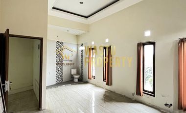 RUMAH 2 LANTAI MURAH DI SLEMAN DEKAT SCH