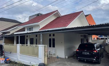 Disewakan rumah di pusat kota Palembang dekat Rumah Sakit Siti Fatimah