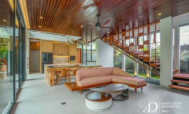 FREEHOLD | BRAND NEW 4-BEDROOM VILLA IN UMALAS