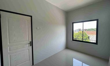 RUMAH SIAP HUNI GRAFIKA BANYUMANIK SEMARANG