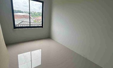RUMAH SIAP HUNI GRAFIKA BANYUMANIK SEMARANG