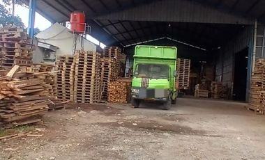 Disewakan Gudang Terbuka (Workshop) Di Mustika Jaya. Kota Bekasi 40 feet