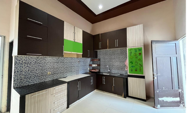 Jual BU Rumah strategis tengah kota
