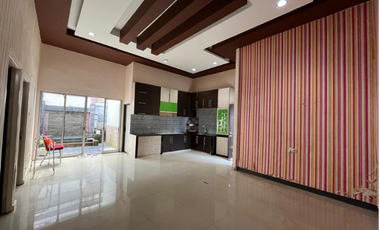 Jual BU Rumah strategis tengah kota