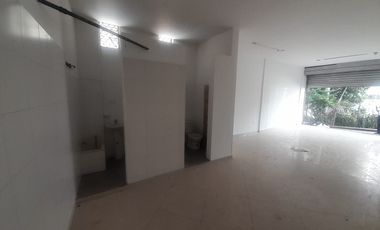 LOCAL, CERCA A LA FOSUNAB