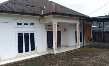 Dijual Rumah luas 586 m2 di jl Kapt.UD Sunaryo.Kota Jambi