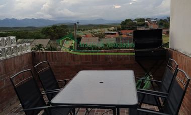 Girardot Cundinamarca Vendemos casa amoblada