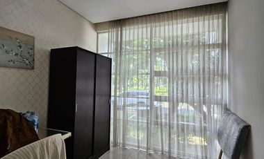 0914 - Disewakan Rumah LT 216m2 LB 170m2 di The Mansion Pakuwon Indah