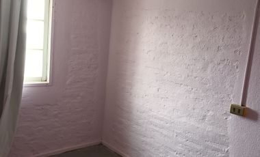 Amplia casa muy bien ubicada