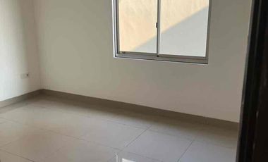 Sewa Rumah PIK 2 Ukuran 10x15 Boulevard (4+1 Kamar Tidur)